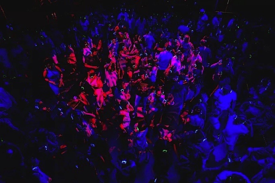 RCI, Shush! Silent Party 1.jpg